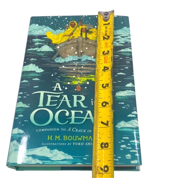 A Tear in the Ocean book by H.M. Bouwman - Picture 9 of 10